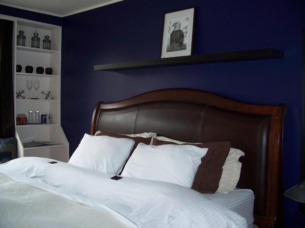 Tall Trees Bed & Breakfast Prince Rupert Bilik gambar